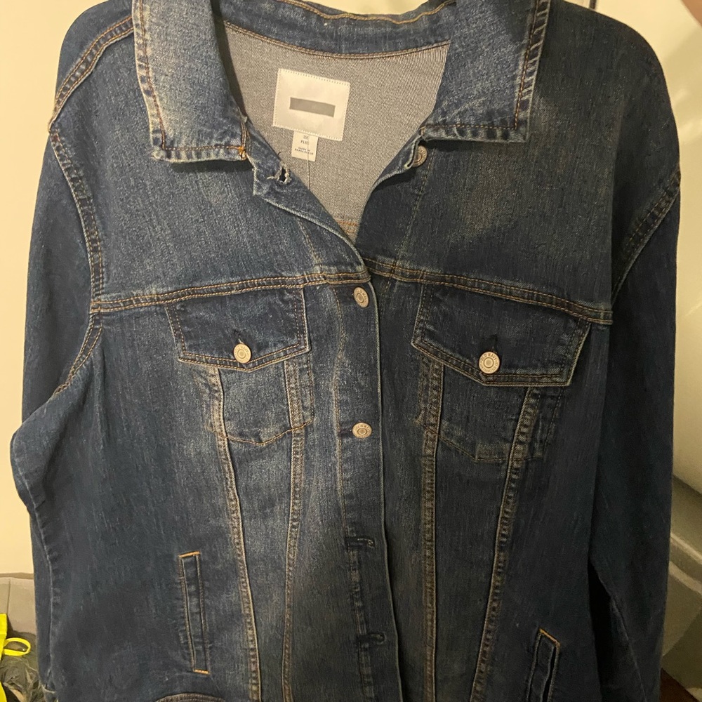 Old Navy Jean jacket NWOT